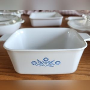Vintage Corning Ware P-4-B‎ Blue Cornflower 1.5qt Casserole 7 x 5 1/2 x 3 No Lid